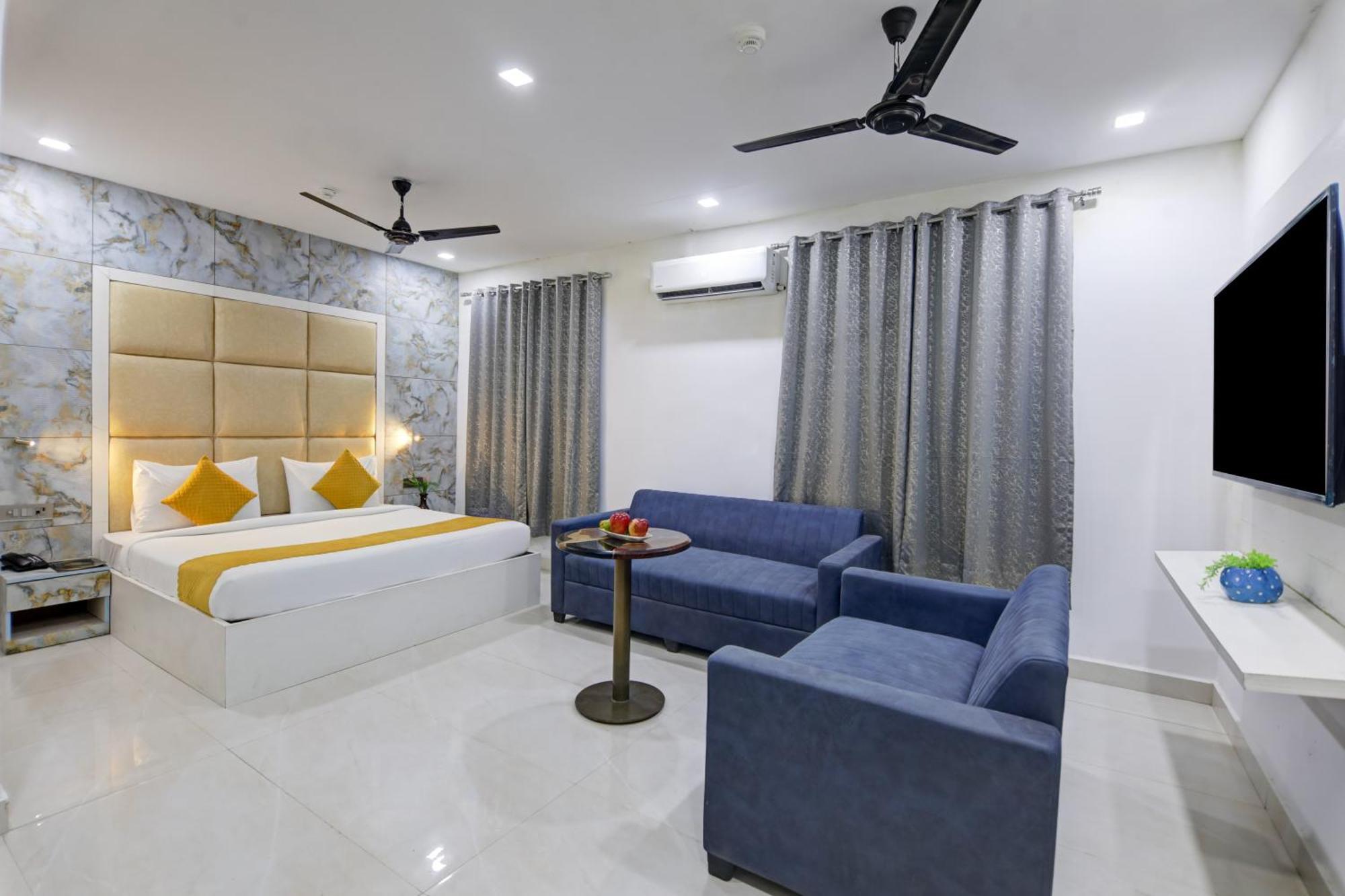 Status By Hotel The Emporio Ghaziabad Extérieur photo