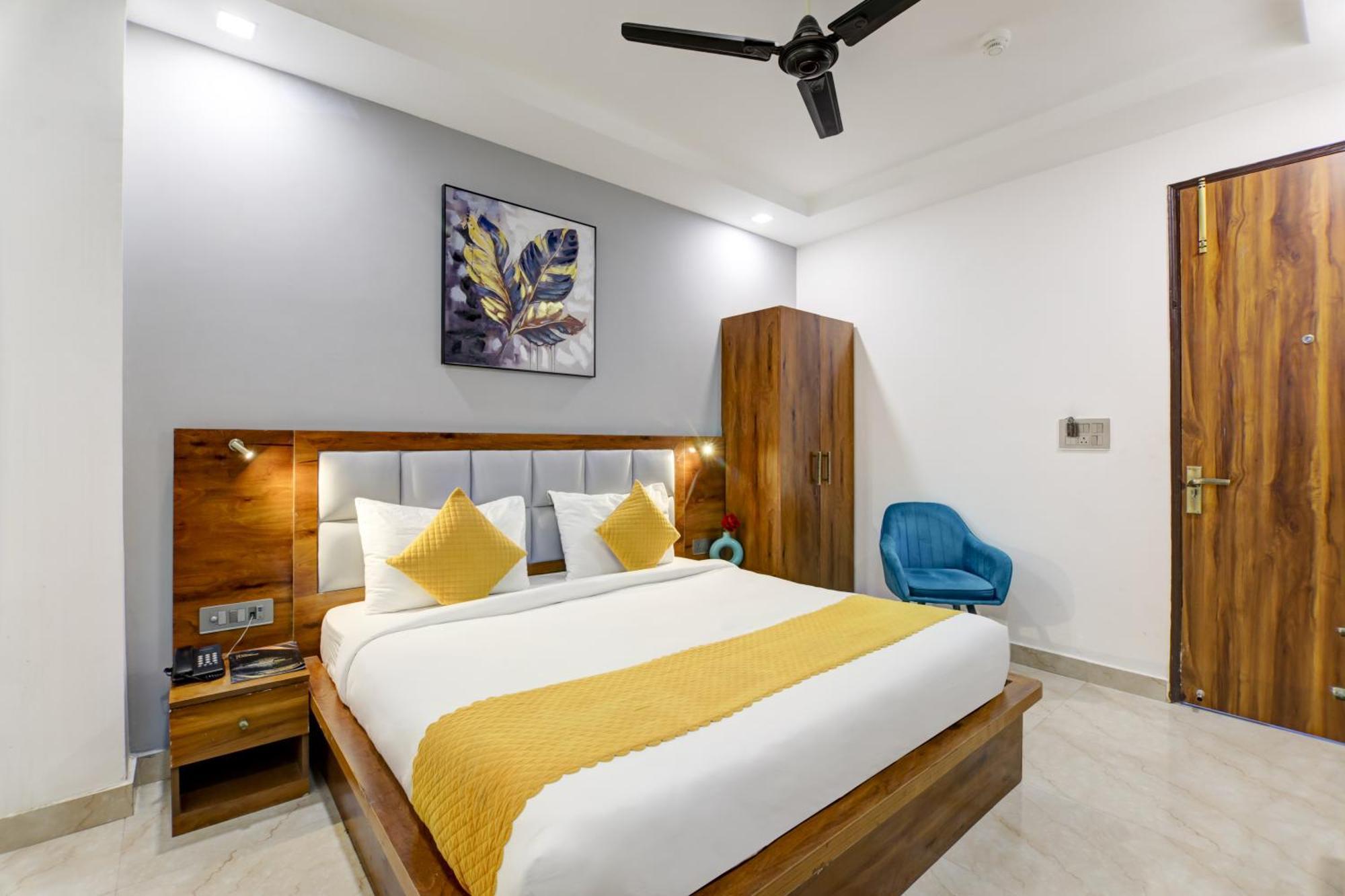 Status By Hotel The Emporio Ghaziabad Extérieur photo